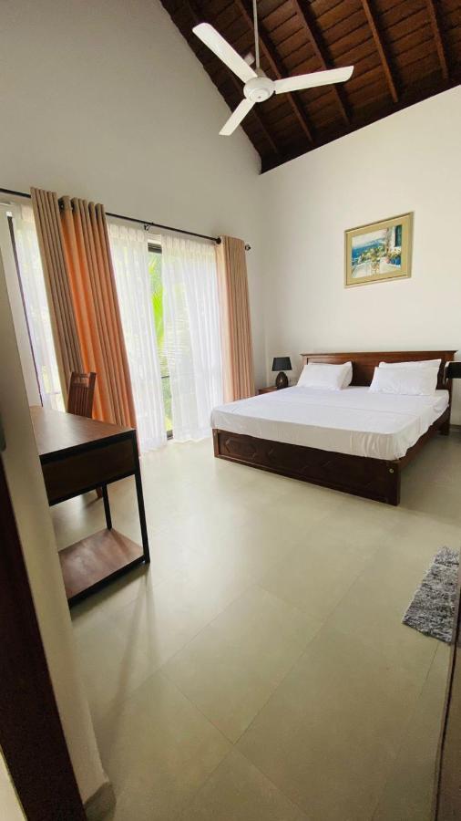Travel Inn Deluxe Anniewatta 康提 外观 照片